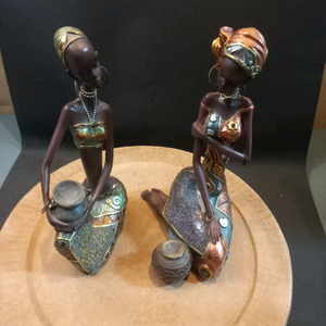 아프리카 스타일 조각상 세트