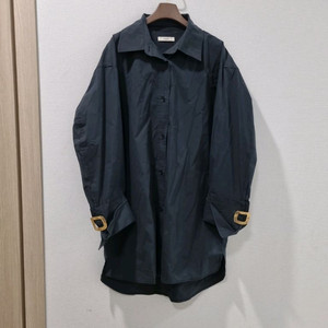 시스템 블랙 셔츠원피스 금장 버클