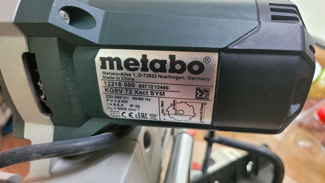 메타보 슬라이딩각도절단기 이미지