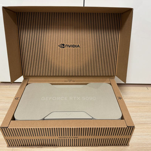 RTX 5090fe 그래픽카드 팝니다.