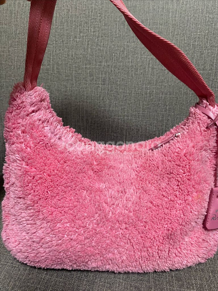 프라다 테리 호보백 정품 팝니다--4