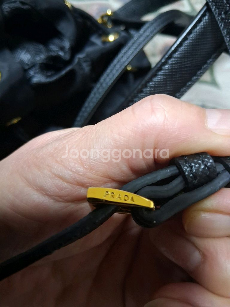 프라다버킷백--4