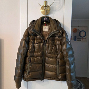 몽클레어 남성 패딩 브라운 3사이즈 정품
