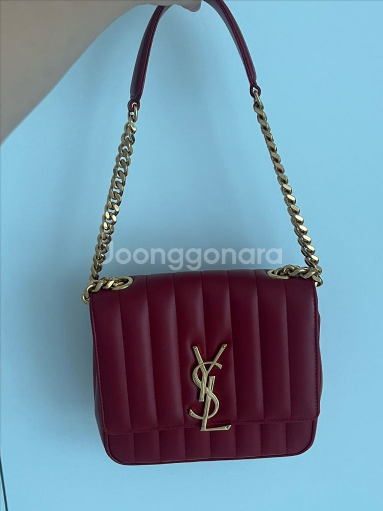 생로랑 YSL 비키백 카프스킨 레드 M 사이즈--1