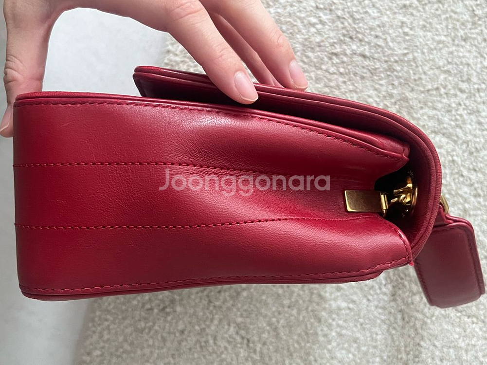 생로랑 YSL 비키백 카프스킨 레드 M 사이즈--7