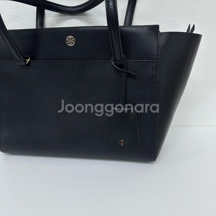 Tory Burch 토리버치 블랙 가죽 토트백 숄더백--1