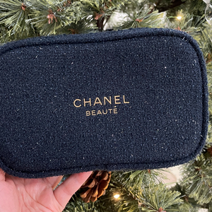 25년 샤넬 뷰티 홀리데이 트위드 파우치