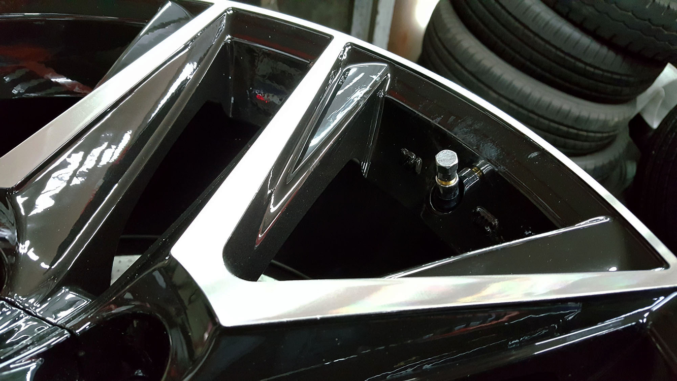 쏠라티, 그랜드스타렉스, 그랜드카니발용 6홀 20인치 휠타이어 세트 이미지