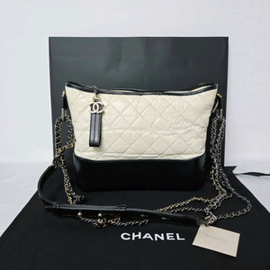 샤넬 가브리엘 호보백 카프스킨