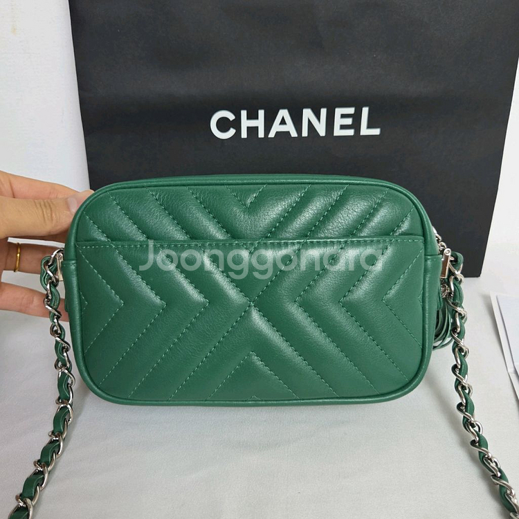 샤넬 카프스킨 카메라백 신형--1