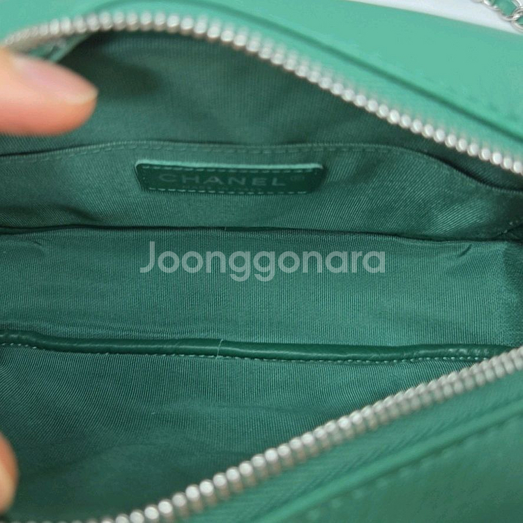 샤넬 카프스킨 카메라백 신형--9