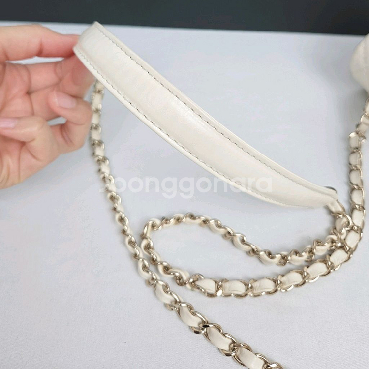 샤넬 카프스킨 핸들 크로스백--6