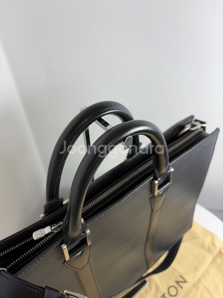 루이비통 M30052 타이가 로잔 서류가방 브리프케이스--3