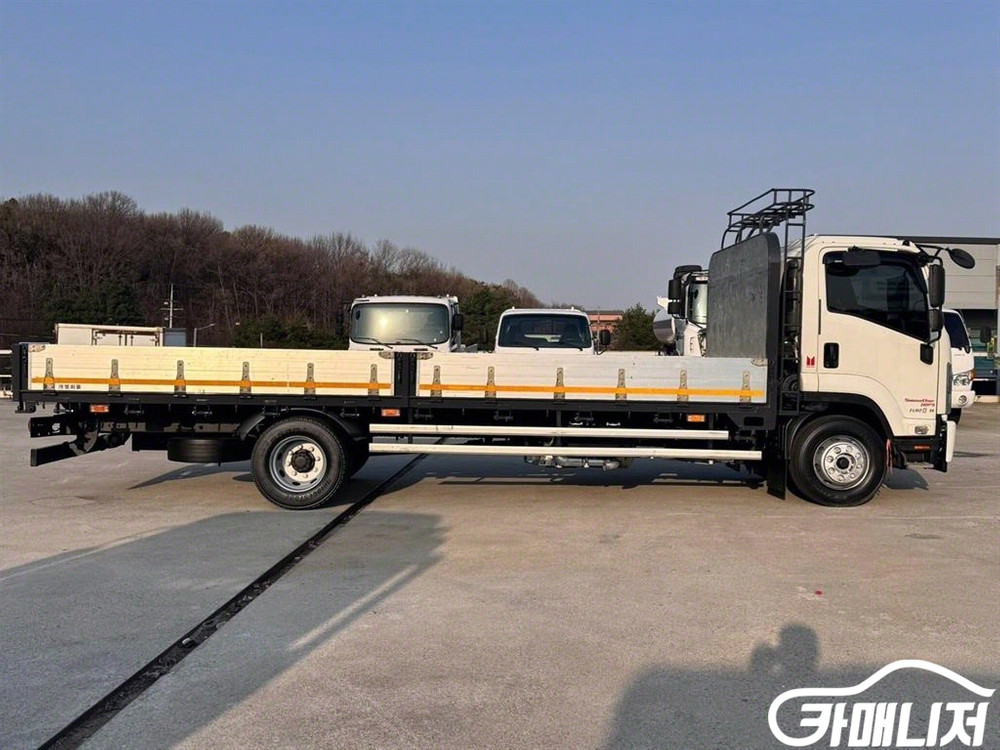 [중대형화물]카고(4.5~5톤) 메가트럭5톤 초장축 (4.5톤) #가을특가 이미지