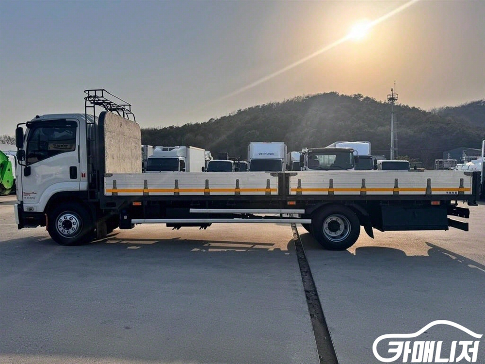 [중대형화물]카고(4.5~5톤) 메가트럭5톤 초장축 (4.5톤) #가을특가 이미지