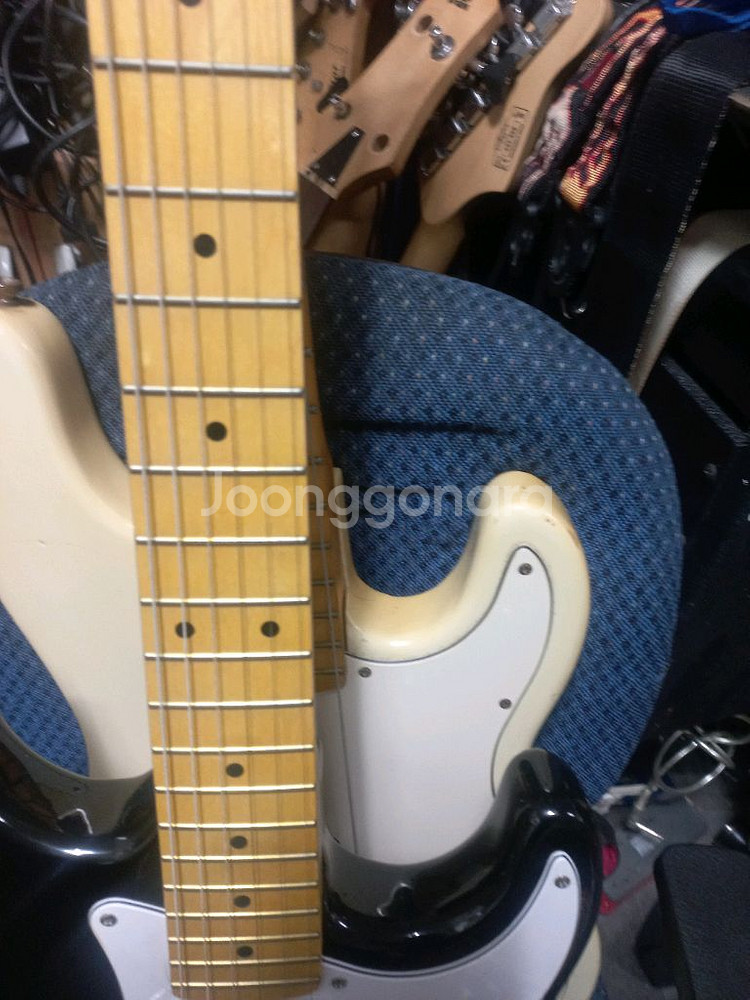 루나스 일렉기타--1