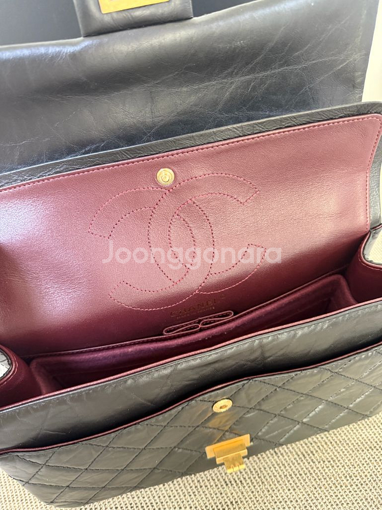 샤넬 2.55 미듐 골드 내장칩 플랩백 금장--9