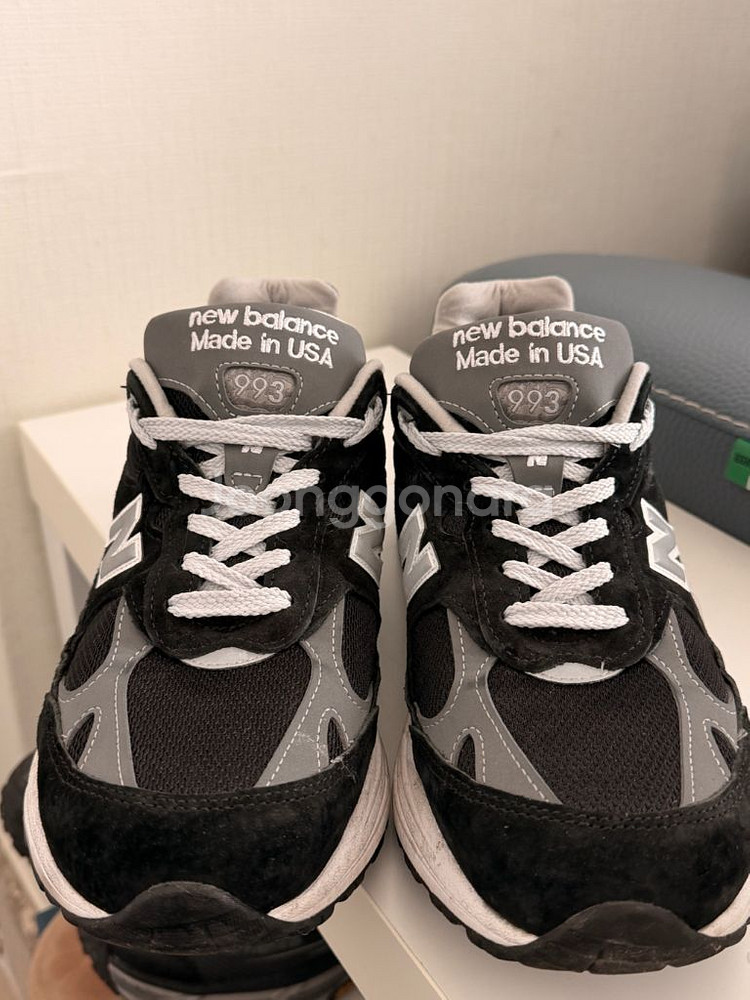 뉴발란스 993 블랙 285 사이즈 팝니다.--0