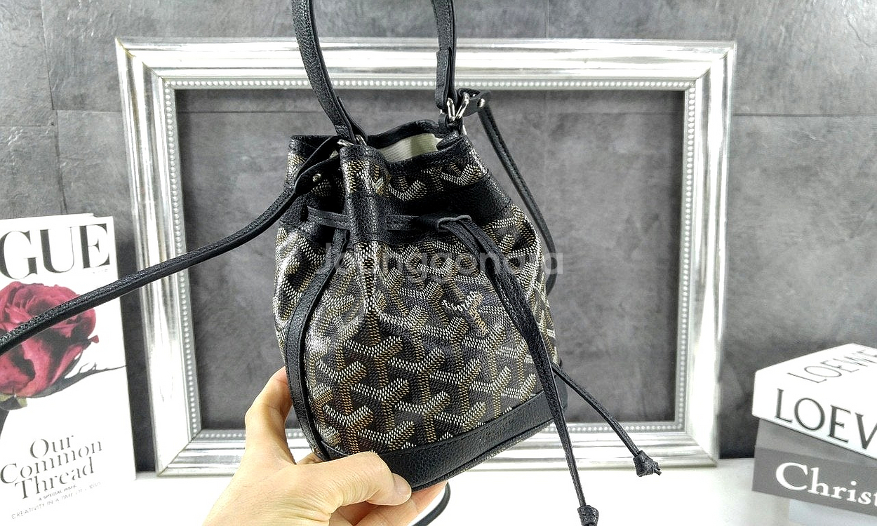 고야드 쁘띠플로 미니 버킷백--1