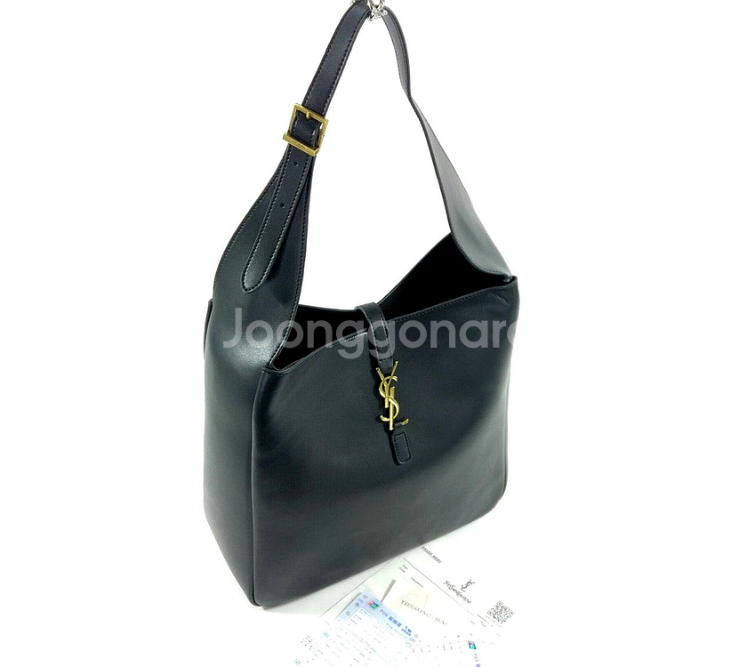 입생로랑 LE 5 À 7 소프트 라지백.--4