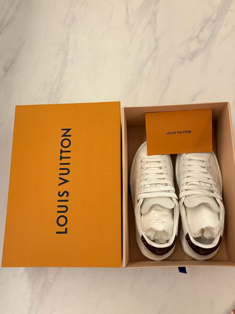루이비통 타임아웃 스니커즈--5