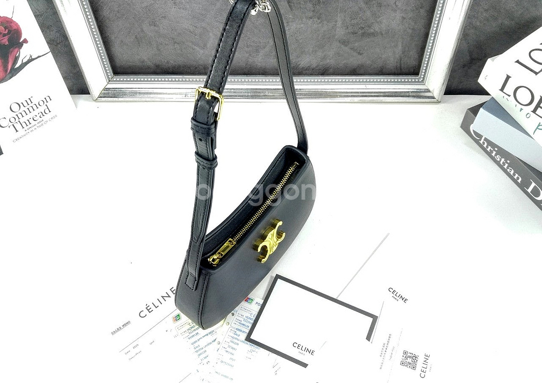 셀린느 미디엄 틸리백 - 샤이니 카프스킨--4