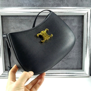 셀린느 미디엄 틸리백 - 샤이니 카프스킨