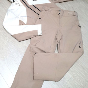 예쁜 골드윈 데모 스키복