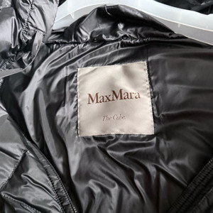 막스마라 트래만 케이프 블랙