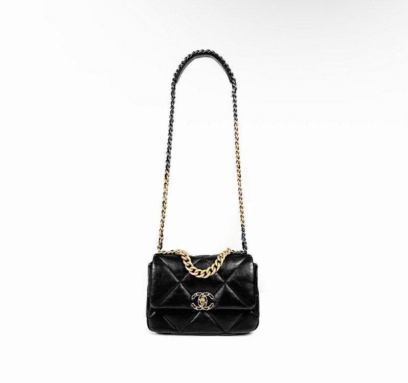 샤넬 여성 19 플랩백 램스킨 핸드백 미디움 금장 블랙 AS1160--4