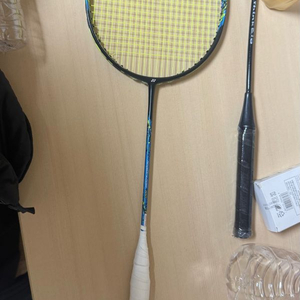 요넥스 나노플레어 700 이미지