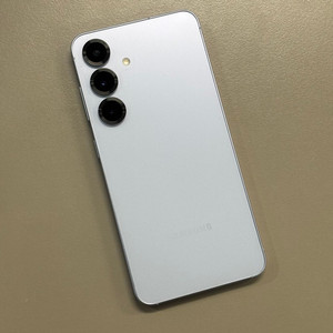 갤럭시S25 아이스블루색상 256용량 25년4월개통 미파손 무잔상 상태좋은단말기 정상해지폰