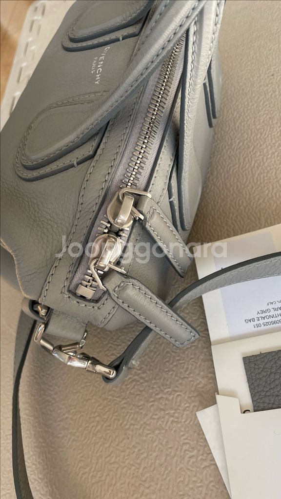 지방시 나이팅게일 미니 그레이--2