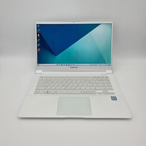 삼성 노트북 15.6인치 SSD256 판매합니다