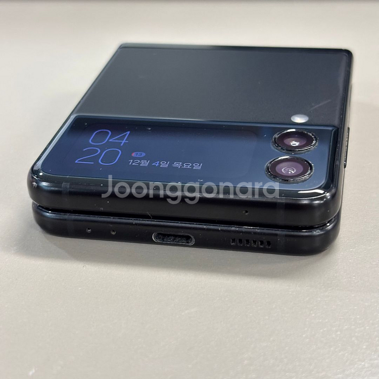 갤럭시Z플립3 블랙색상 256용량 가성비 꿀매물 서브용 배달용 게임용 추천 판매--4