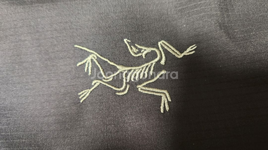 아크테릭스 아톰sv 블랙 새제품(m사이즈)--1