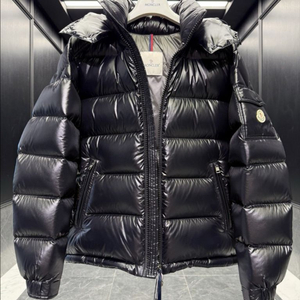 몽클레어 마야 유광패딩