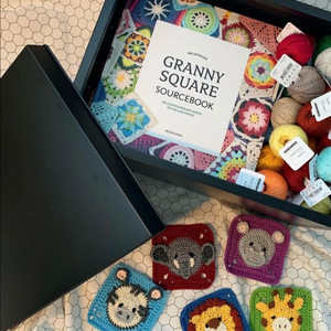 머스트해브얀 그래니스퀘어 도장깨기