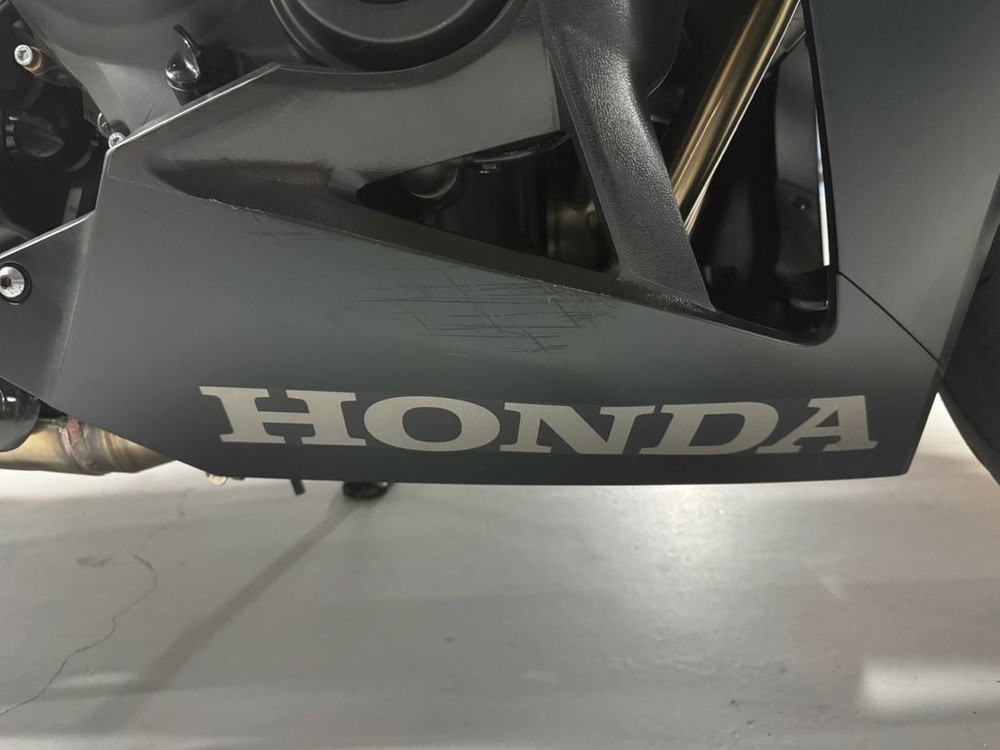CBR650R-E클러치 멧블랙 익실풀베기 네고환영 이미지