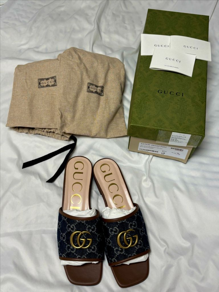 구찌 GG 데님 뮬 슬리퍼 ((245))--1