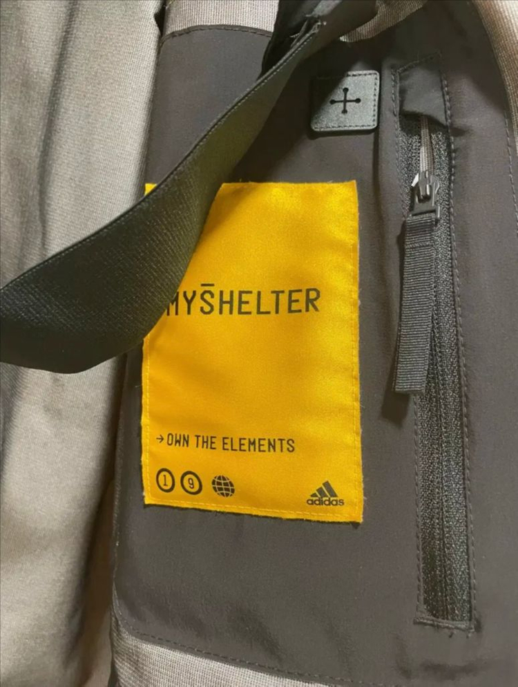 아디다스 마이쉘터 레인자켓 골드 옐로우 초판 DZ1411 이미지