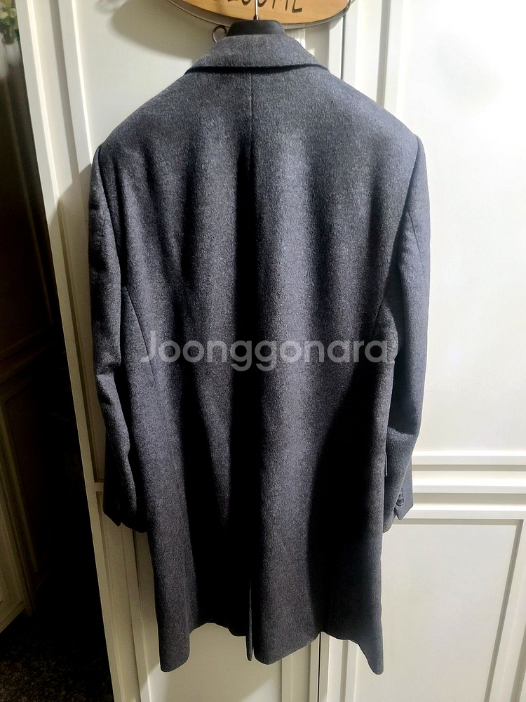 솔리드옴므 / 239만 이태리 캐시미어 100% 미드 그레이 싱글 코트 / 105--6