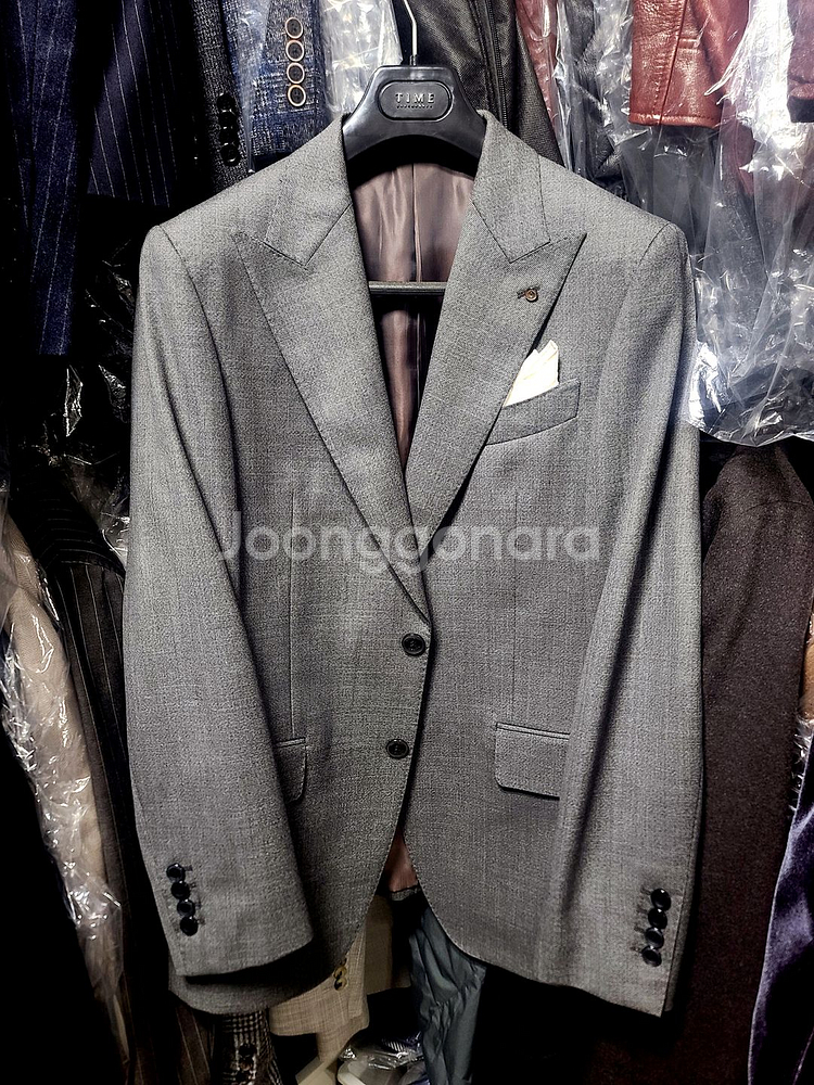 반하트 디 알바자 / 이태리 사르토리얼 미드 그레이 와이드 피크드라펠 수트 / 105, 32--0