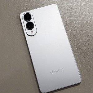 (86만) 갤럭시 S25엣지 실버 256기가 신폰급 하자XX 25년 8월개통 판매합니다