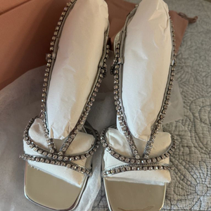 미우미우 크리스탈샌들