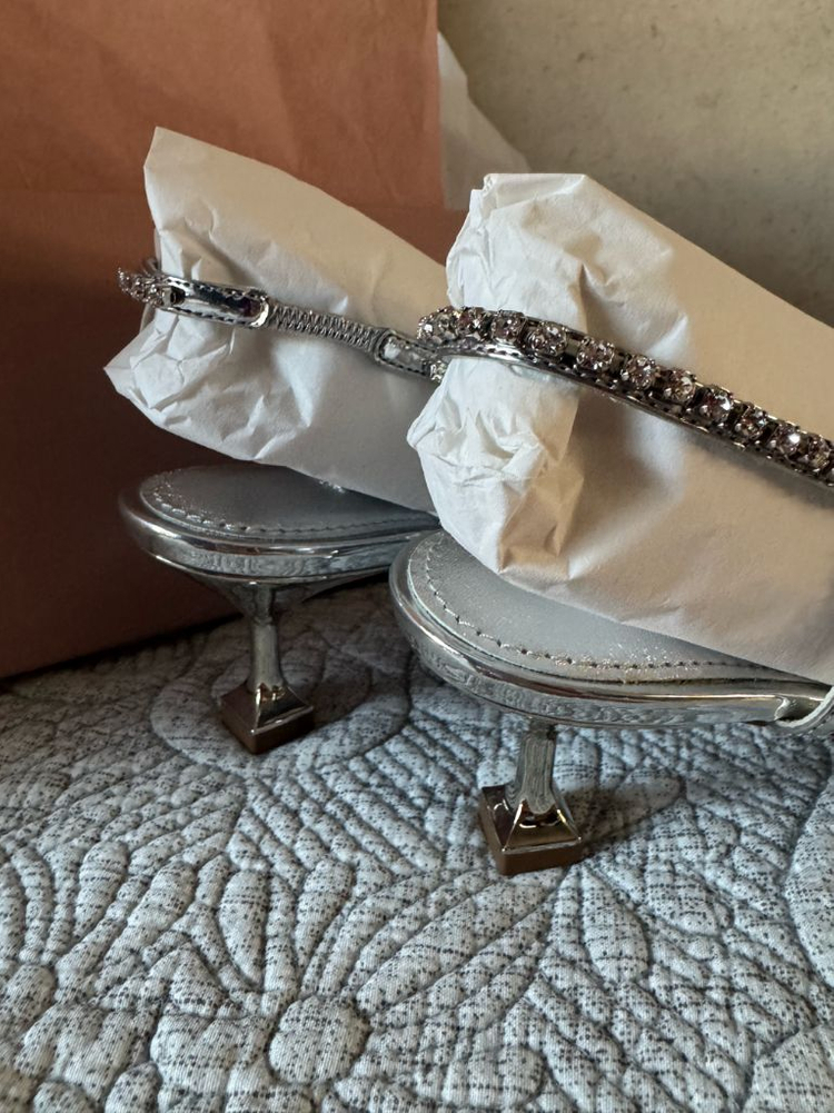 미우미우 크리스탈샌들--5