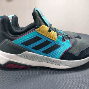 아디다스 테렉스 경량운동화 260~270(택270)