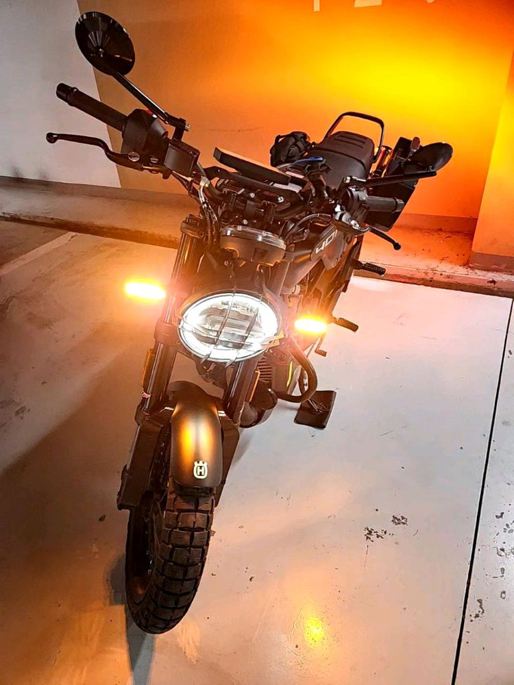 22년형 허스크바나 스바르트필렌 401 이미지