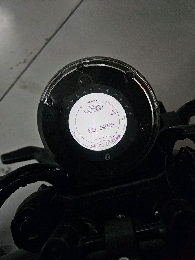 22년형 허스크바나 스바르트필렌 401 이미지