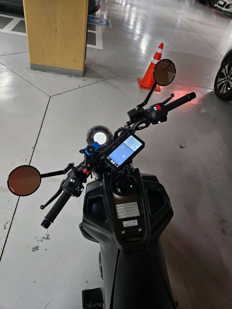 22년형 허스크바나 스바르트필렌 401 이미지